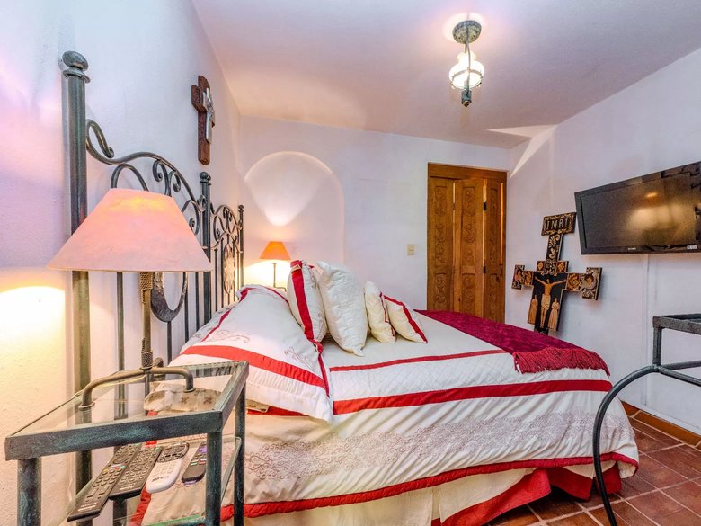 CASA LA TOSCANA — 5 photos