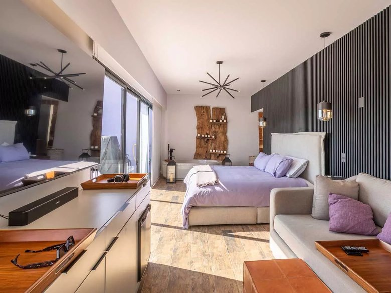 Casa Aurea — 6 photos