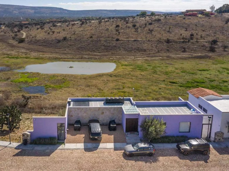 Casa Aurea — 19 photos