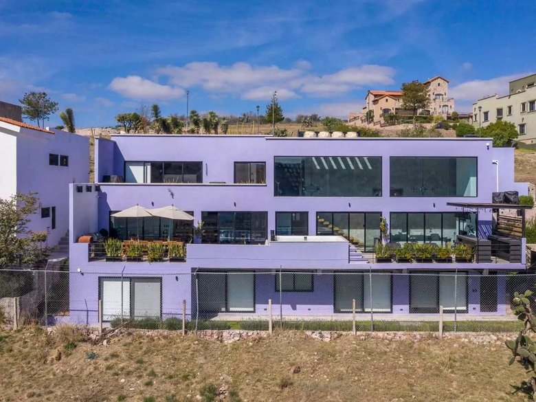 Casa Aurea — 15 photos