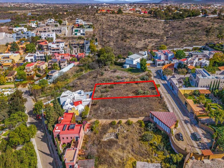 La Colina Lot — 4 photos