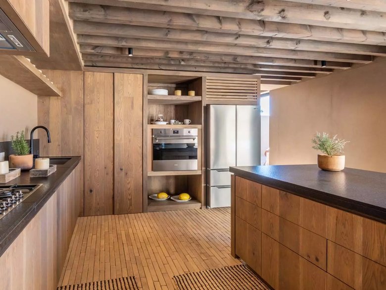 Casa 24 — 20 photos
