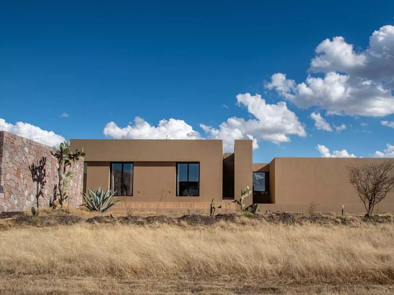 Casa 24 — 26 photos
