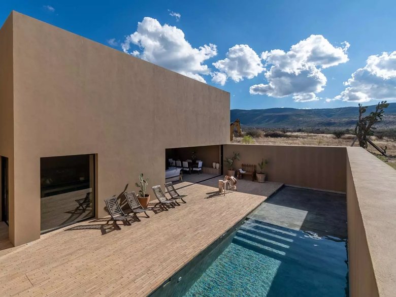 Casa 24 — 21 photos