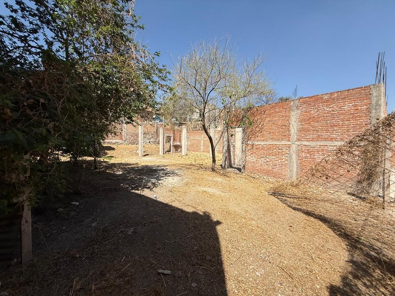 San Rafael Lot — 10 photos
