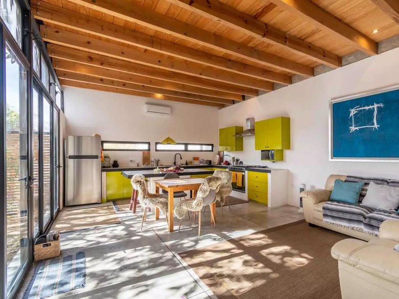 Casas Zamora Rios — 2 photos