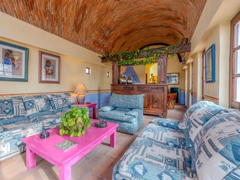 Casa Sal Si Puedes 10 — 10 photos