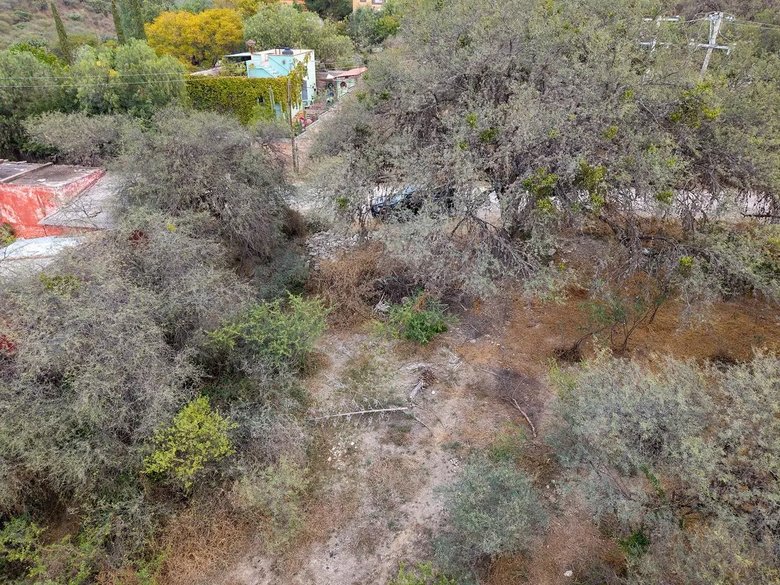 Lote Pedro Paramo 26 — 6 photos