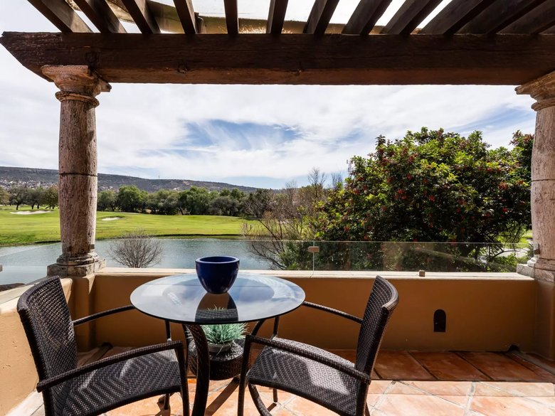 Casa del Lago — 5 photos