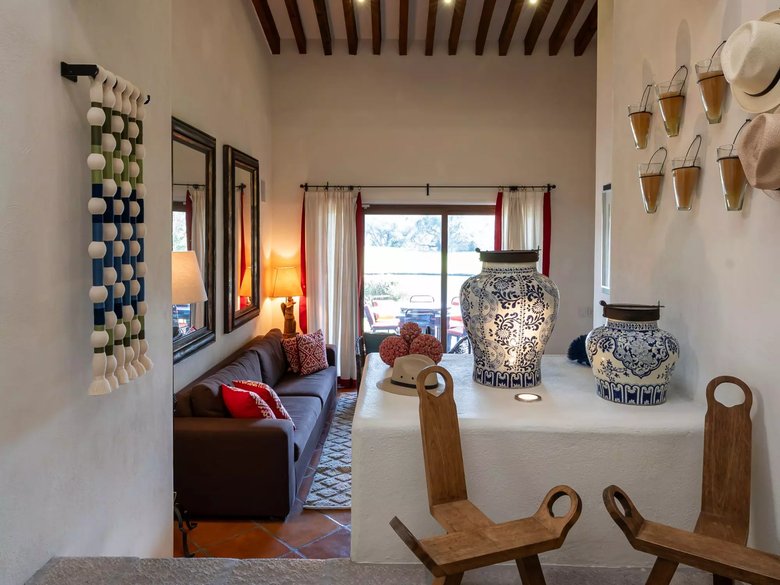 Casa del Lago — 14 photos