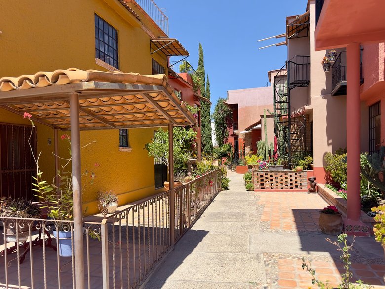 Casa Colorada — 27 photos