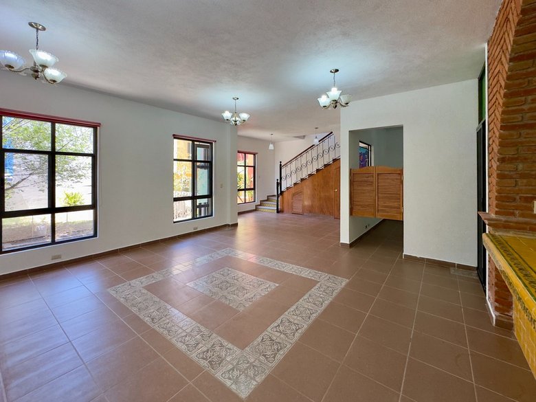 Casa Colorada — 10 photos