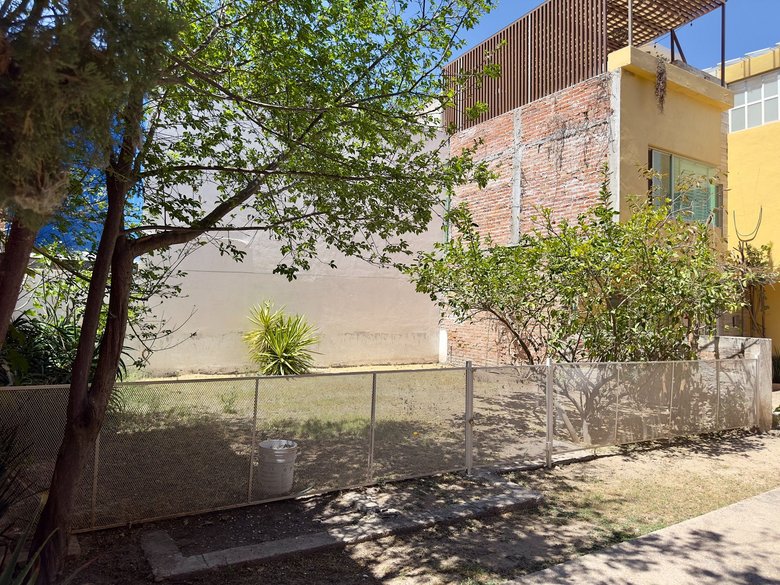 Terreno Paseo de las Fuentes — 6 photos