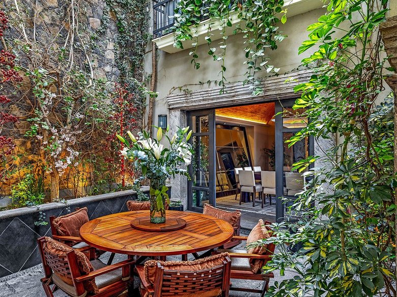 Casa Key He — 13 photos