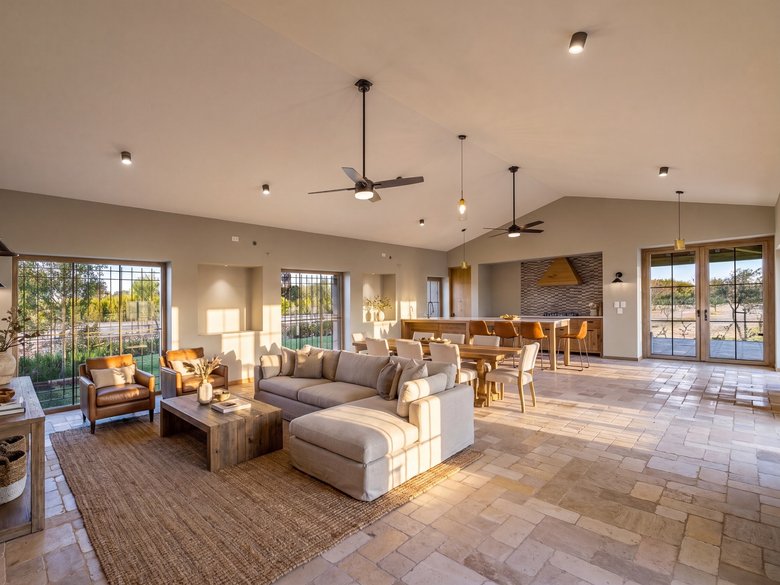 Casa Roble — 14 photos
