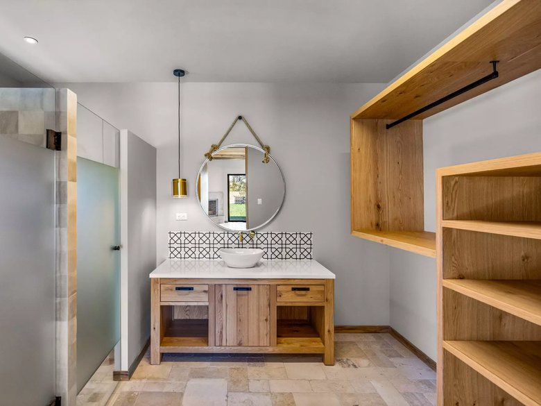 Casa Roble — 4 photos