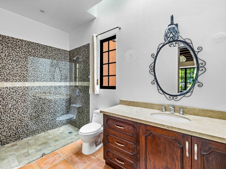 Casa Green — 21 photos