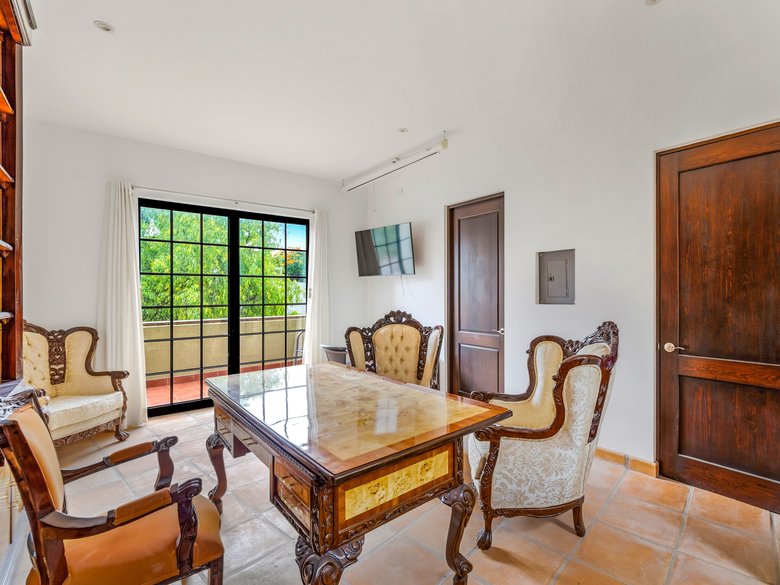 Casa Green — 16 photos