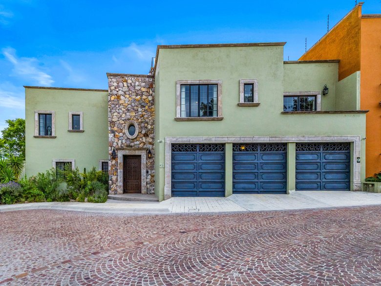 Casa Green — 1 photos
