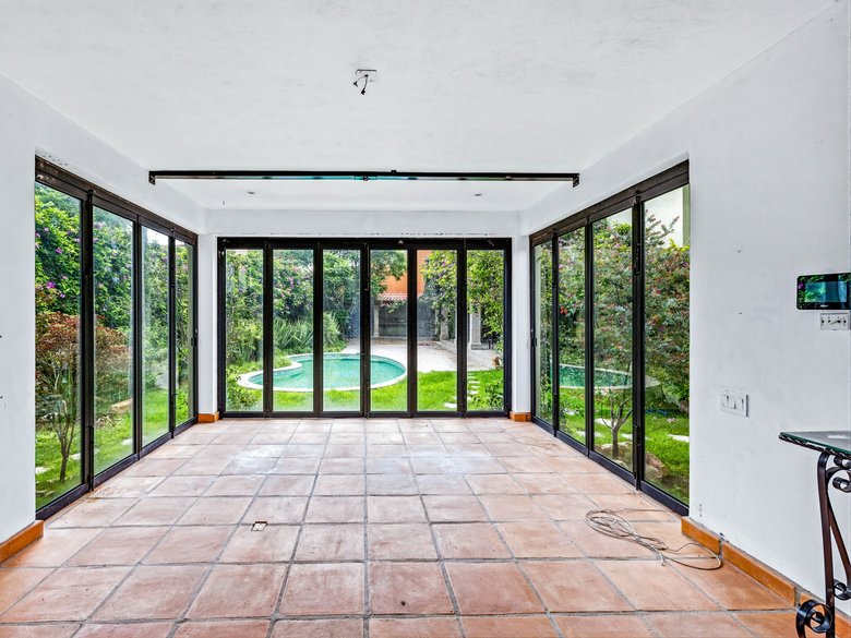 Casa Green — 4 photos