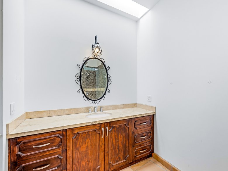 Casa Green — 15 photos