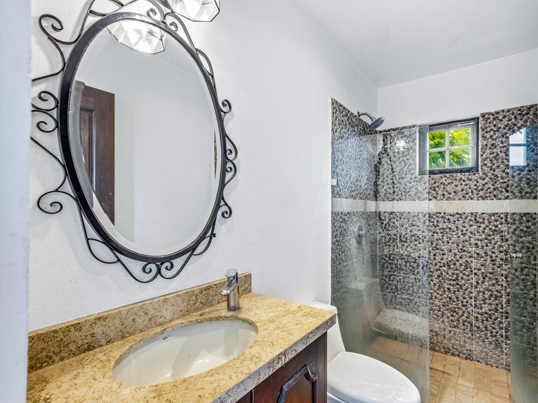 Casa Green — 5 photos