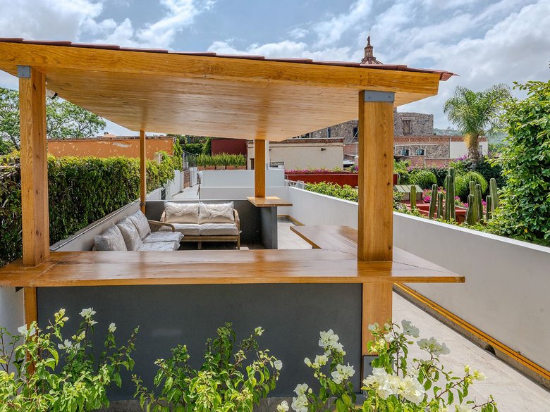 Casa 77 — 12 photos