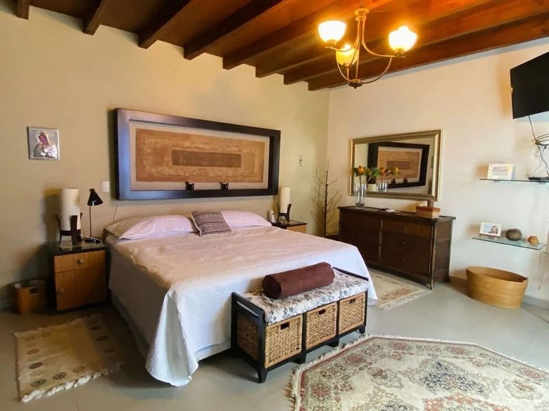 Casa Magenta — 7 photos