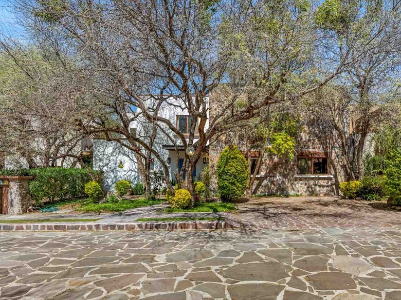 Casa Puerta Azul — 22 photos