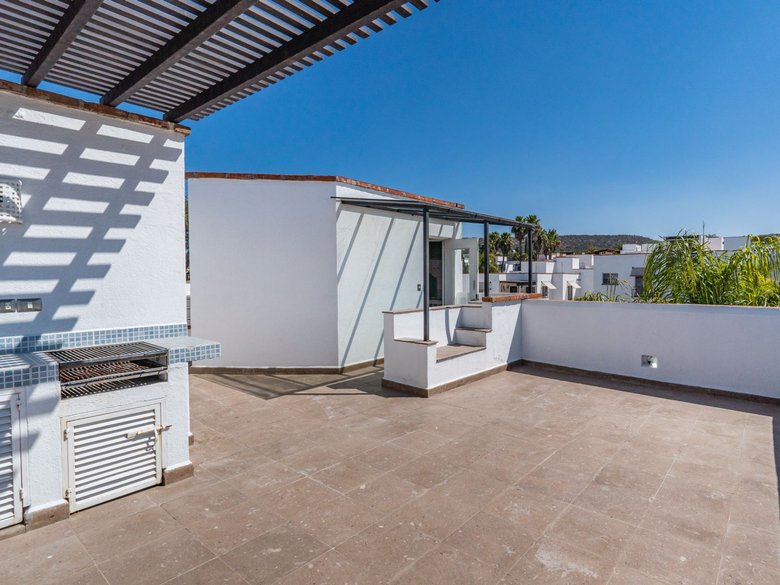 Puente Mediterráneo — 18 photos