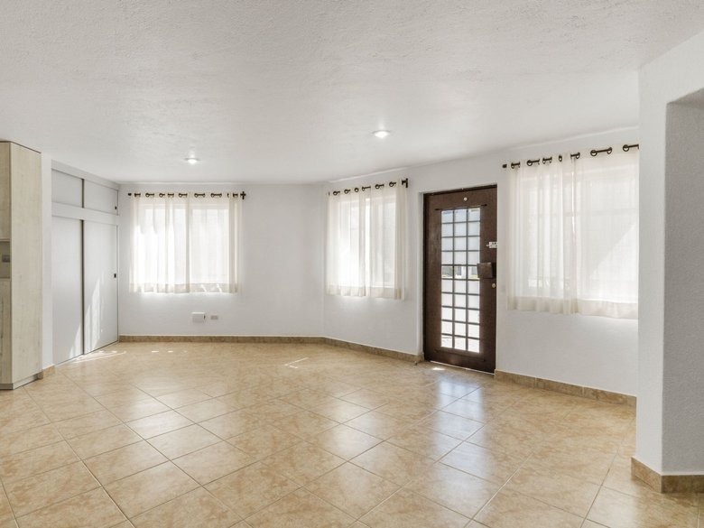 Encanto Planta Baja — 10 photos