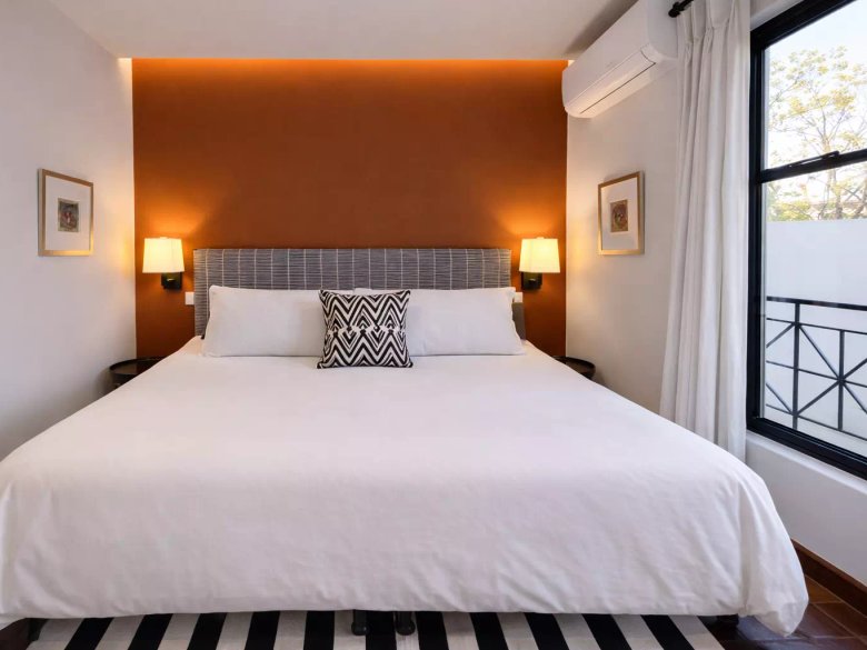 Luxury Penthouse 2 Bedrooms with Private Rooftop - Paseo del Centro — 6 photos