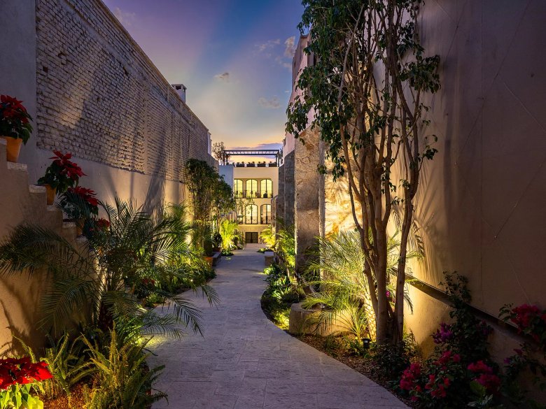 Luxury Penthouse 2 Bedrooms with Private Rooftop - Paseo del Centro — 24 photos