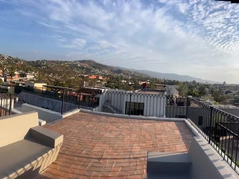Luxury Penthouse 2 Bedrooms with Private Rooftop - Paseo del Centro — 2 photos