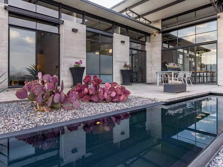 Casa Marfa — 21 photos