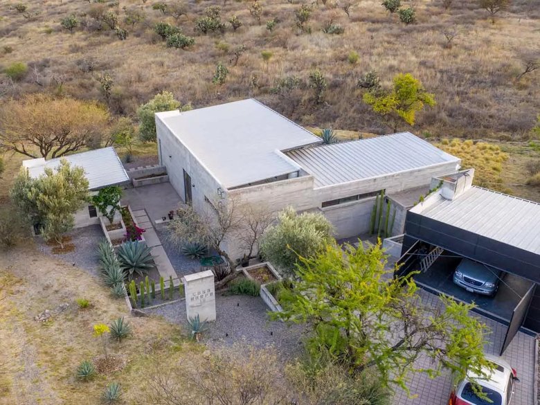 Casa Marfa — 25 photos