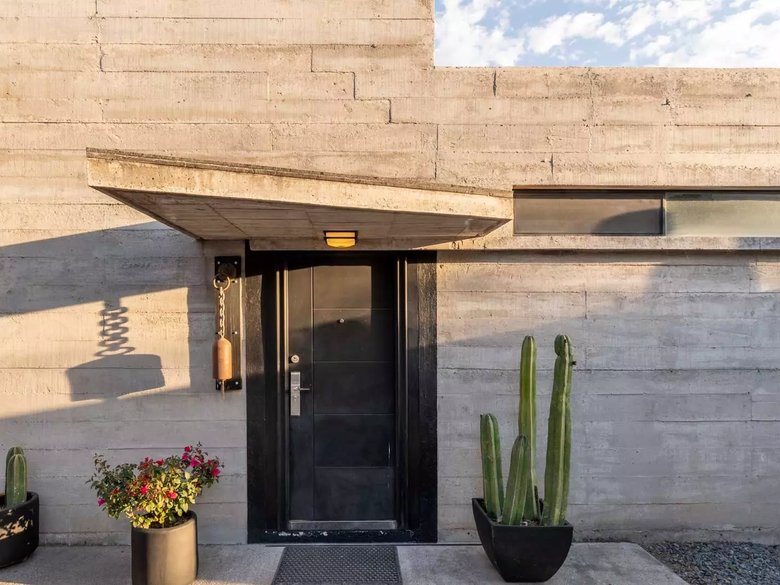 Casa Marfa — 10 photos