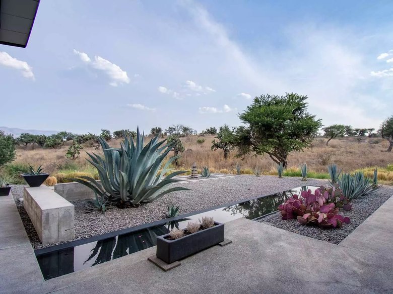 Casa Marfa — 19 photos