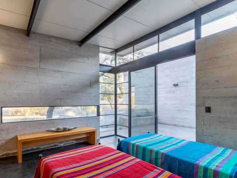 Casa Marfa — 15 photos