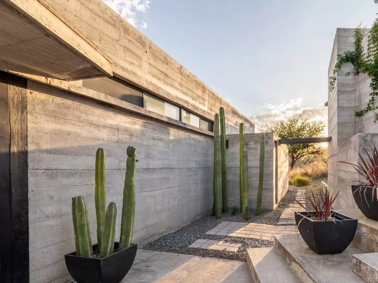 Casa Marfa — 11 photos