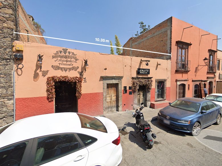 Terreno con frente comercial — 9 photos