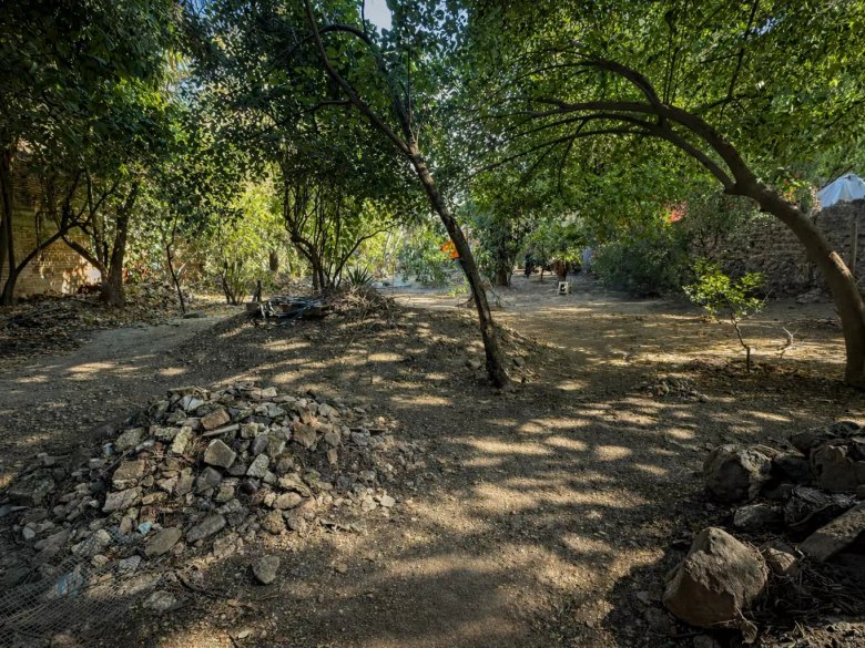 Terreno con frente comercial — 1 photos
