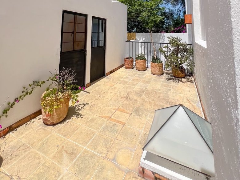 Casa Quebrada — 6 photos