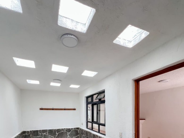 Casa Quebrada — 8 photos