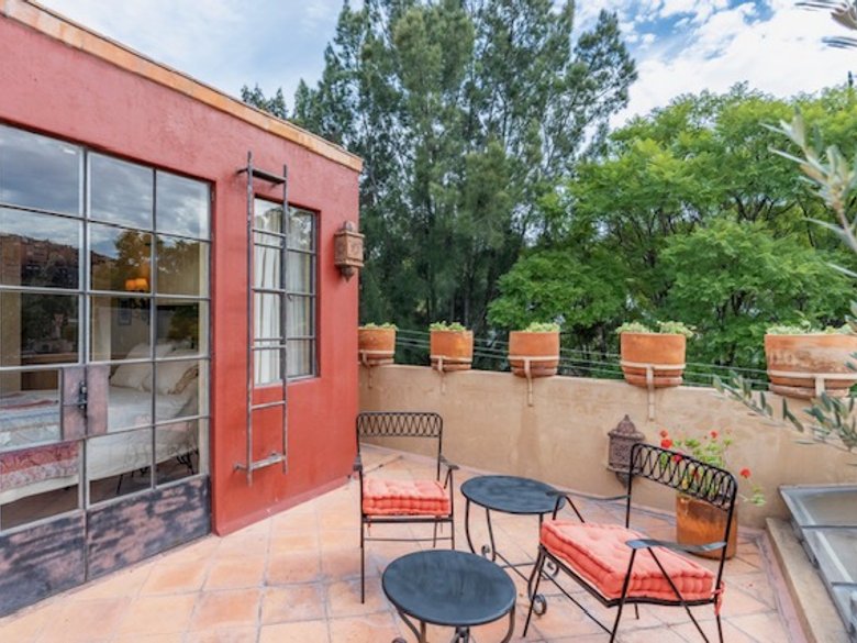 Casa Nueva Azteca — 23 photos
