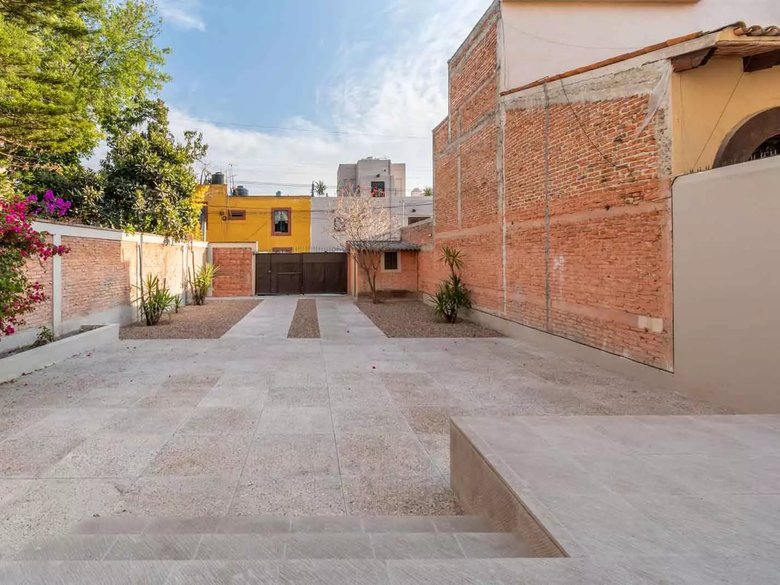 Casa Dos Mundos — 3 photos