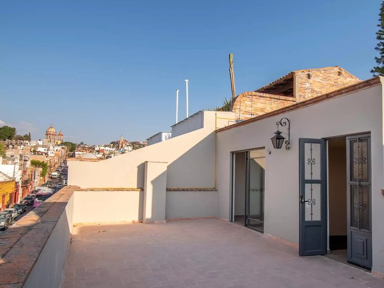Casa Dos Mundos — 13 photos