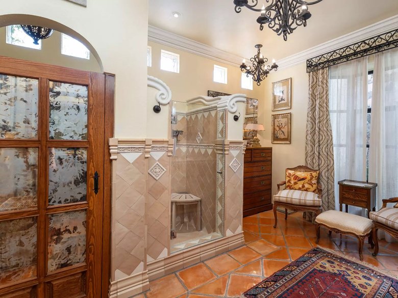 Casa Relox — 17 photos