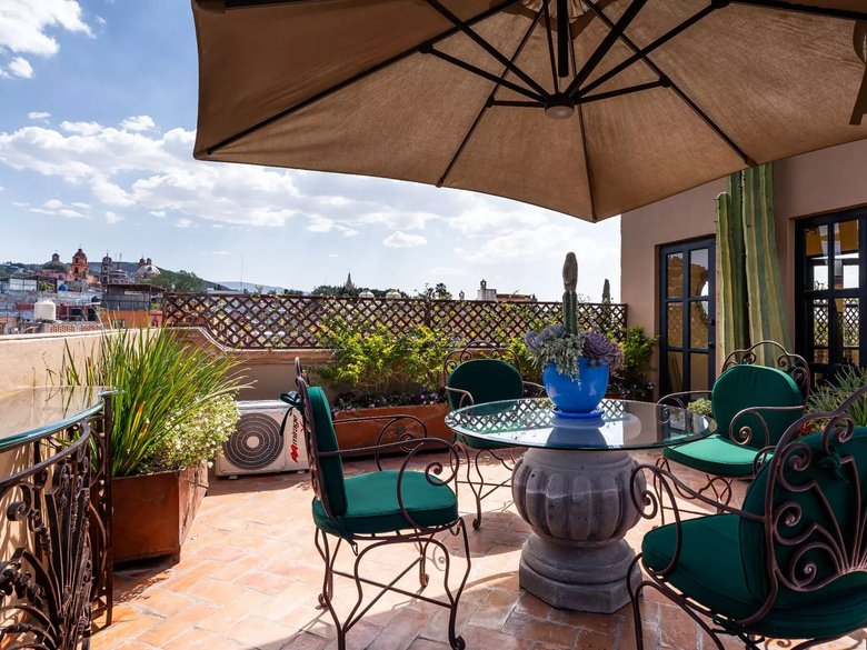 Casa Relox — 23 photos