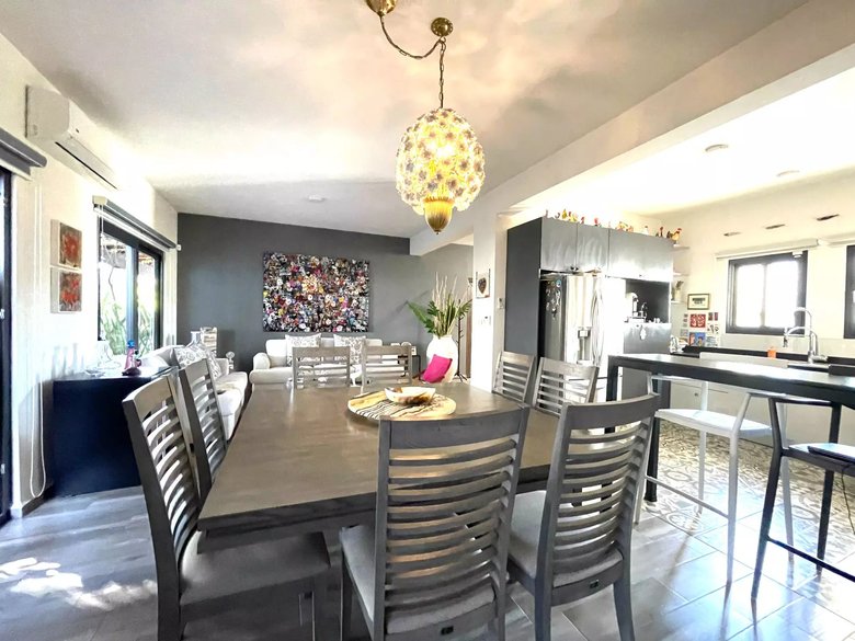 CASA LUNA NUEVA — 12 photos